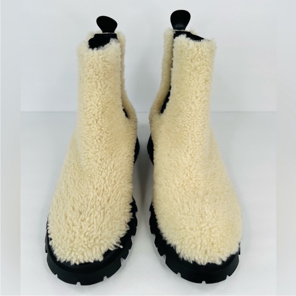 ALEXANDER MCQUEEN Shearling Wander Chelsea Platform Combat Boots 39.5 9.5 w/box - Picture 3 of 11